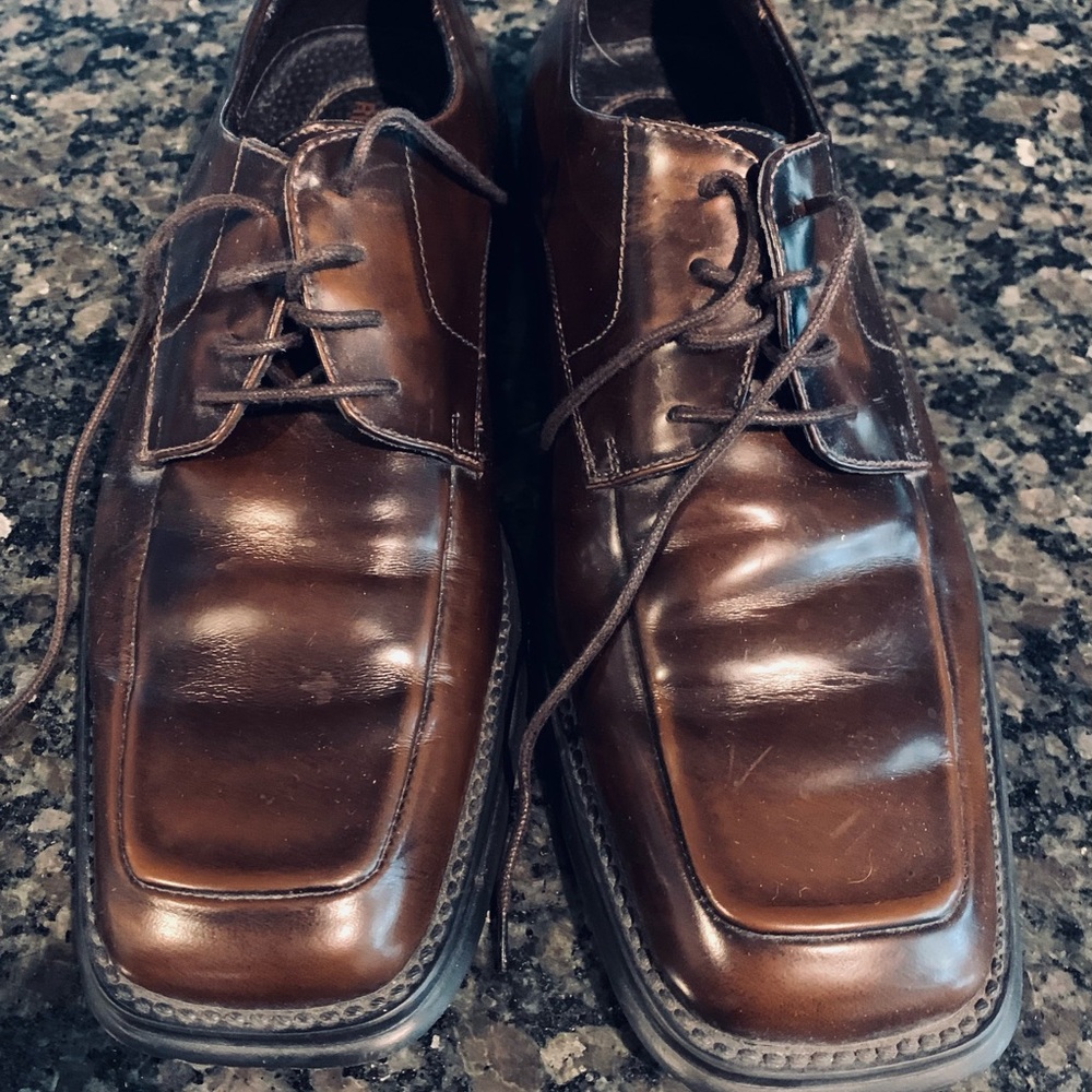 Reaction Kenneth Cole lace-up oxfords